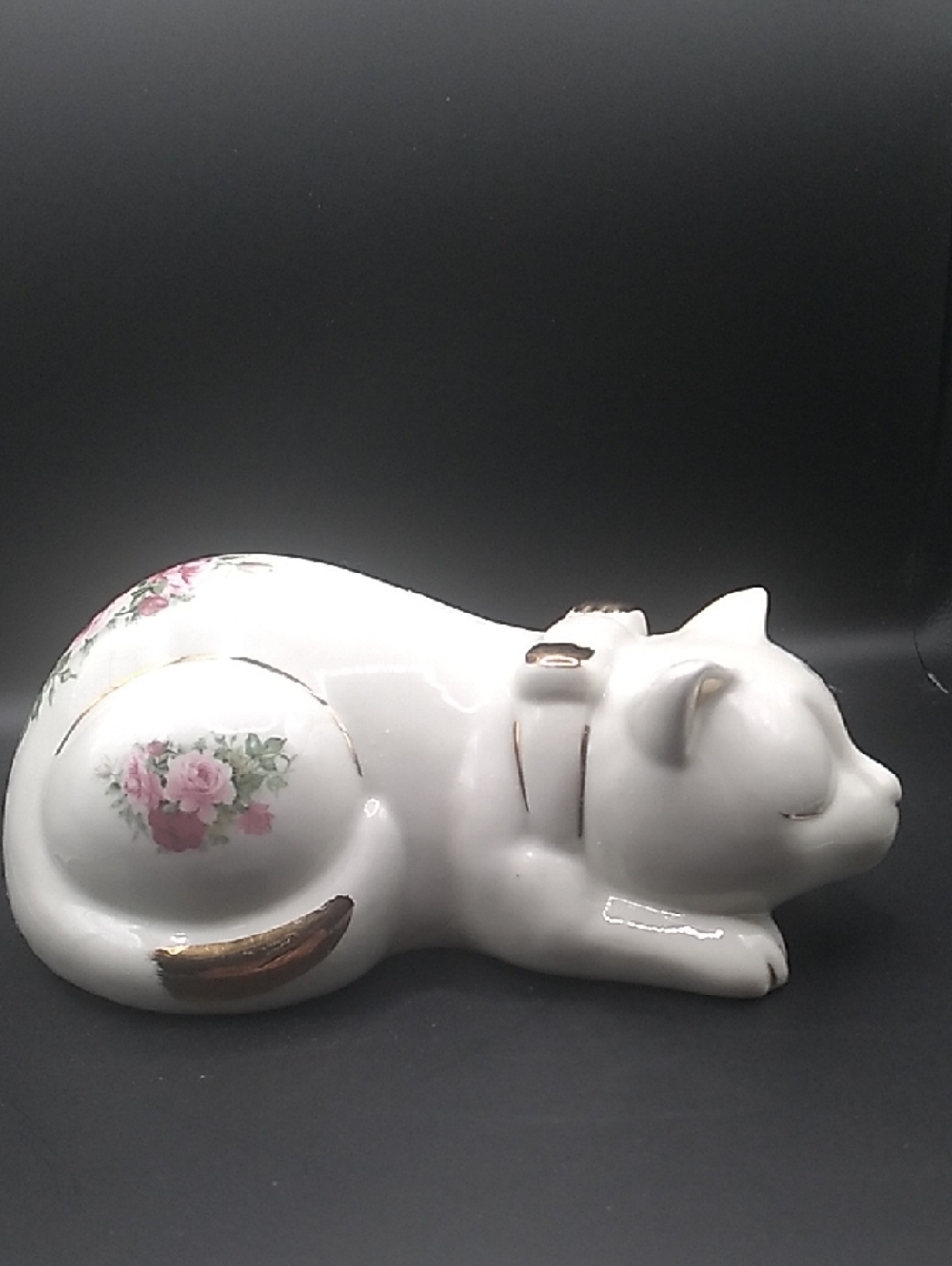 Vintage Formalitnes Baum Bros Porcelain Sleeping Cat Figurine (B6)